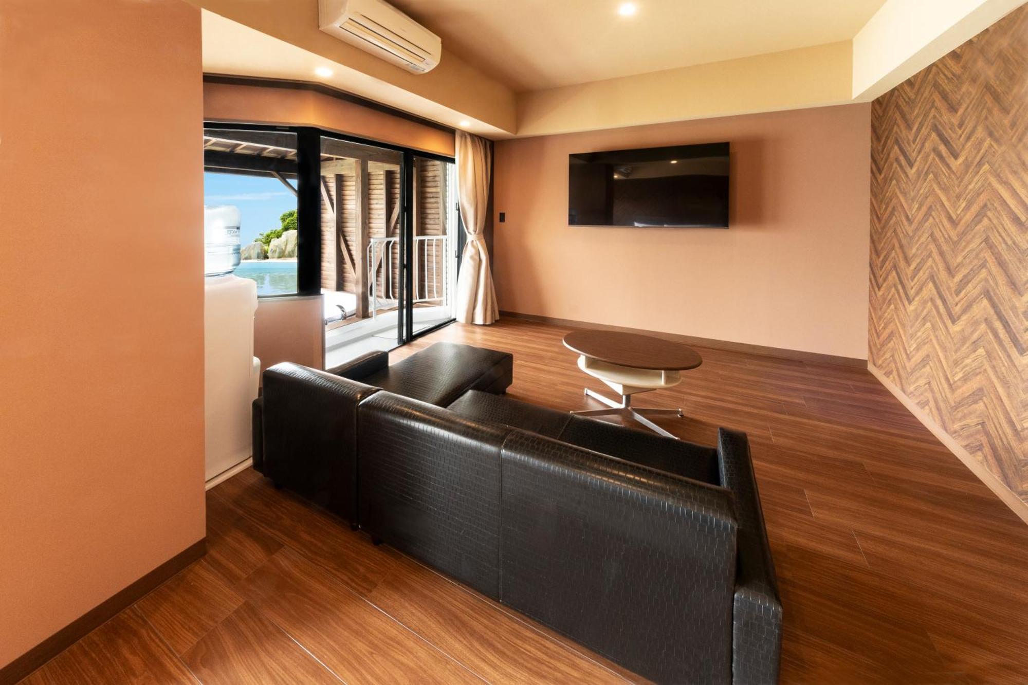 Nagasaki Chapel Coconuts Hotel ＆Resort Isahaya Εξωτερικό φωτογραφία
