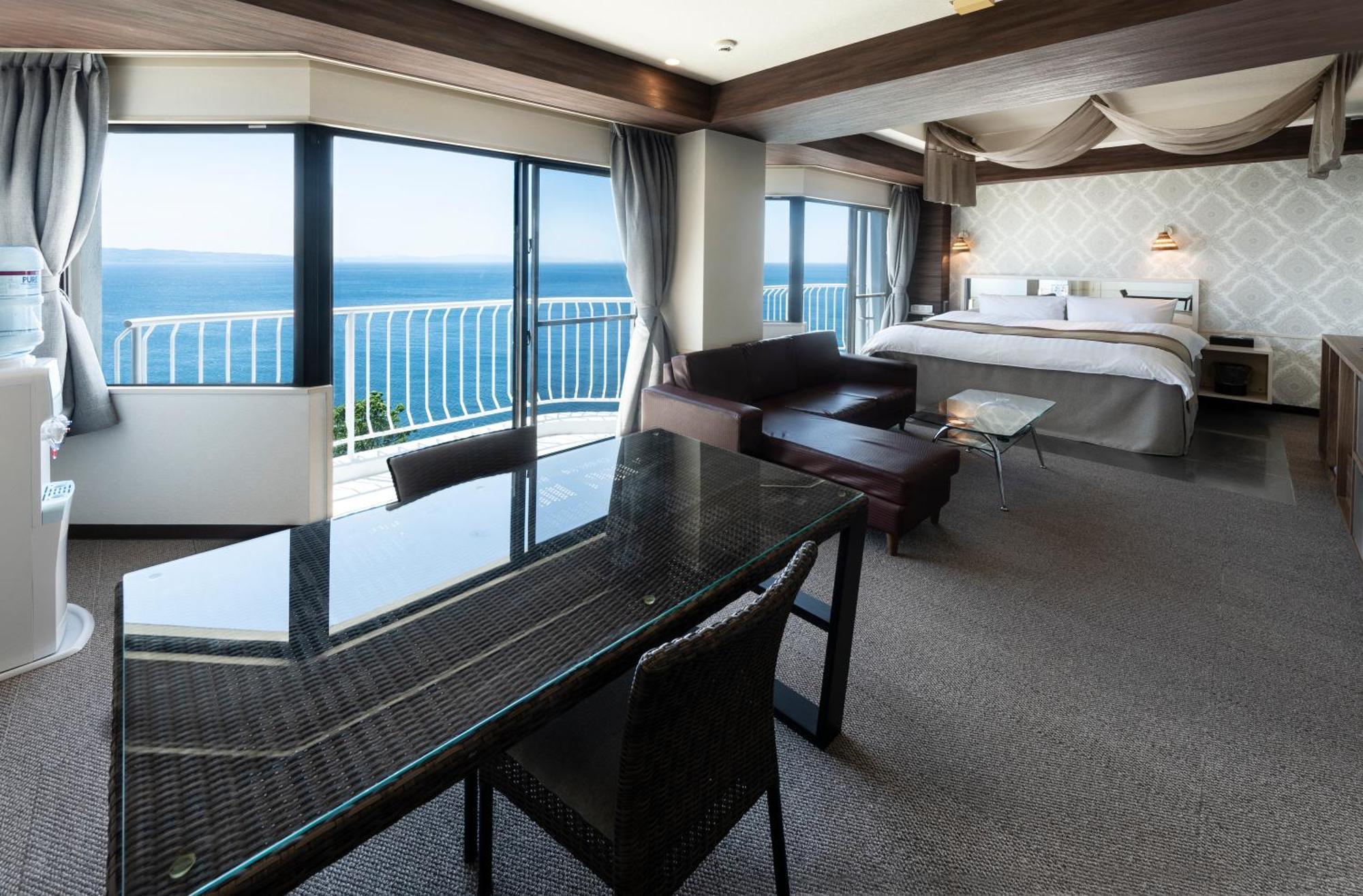 Nagasaki Chapel Coconuts Hotel ＆Resort Isahaya Εξωτερικό φωτογραφία