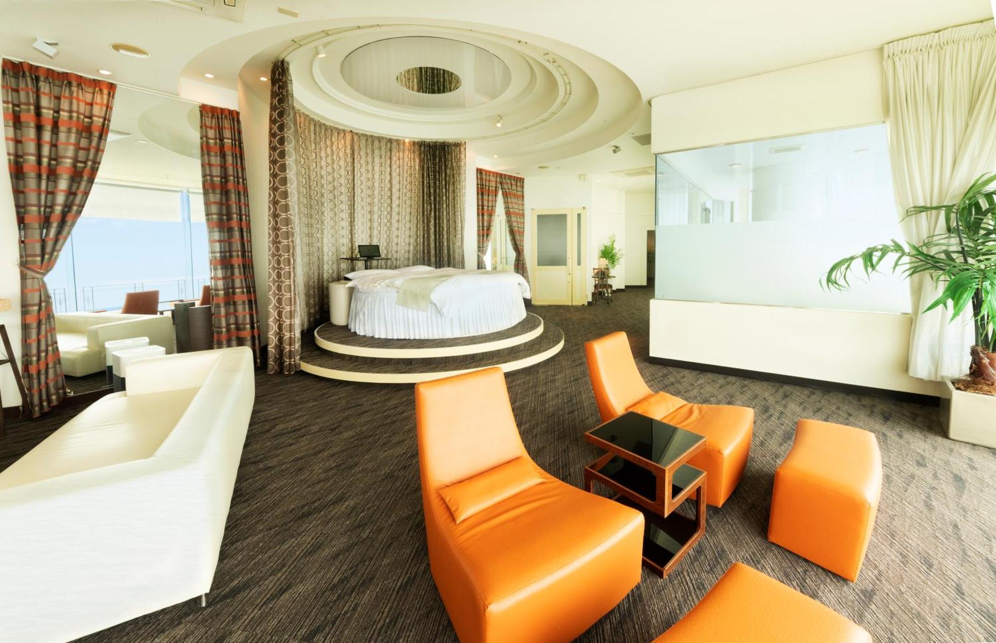 Nagasaki Chapel Coconuts Hotel ＆Resort Isahaya Εξωτερικό φωτογραφία